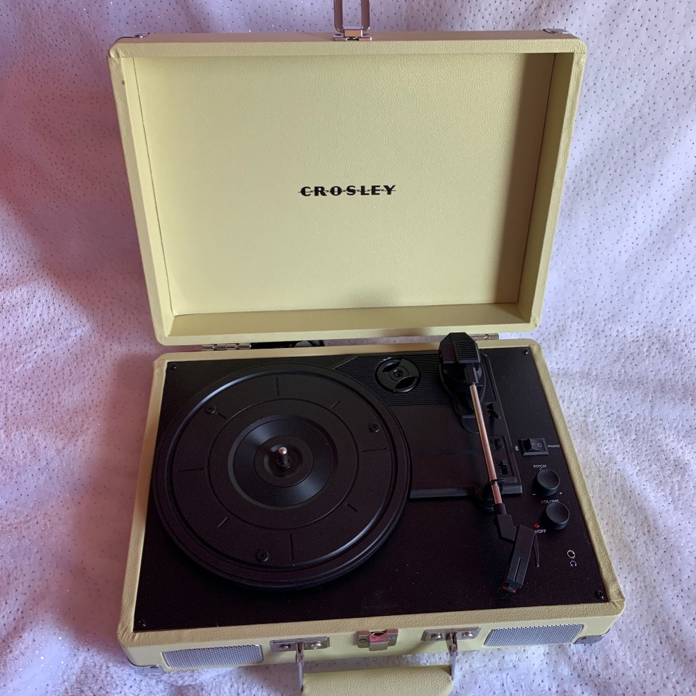 Crosley Cruiser Deluxe Bluetooth Record Player